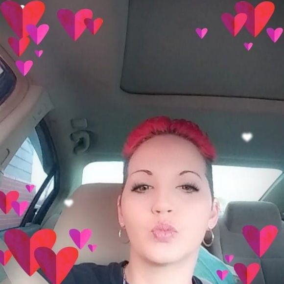 Meet your Posher, Amber - Picture 1 of 1